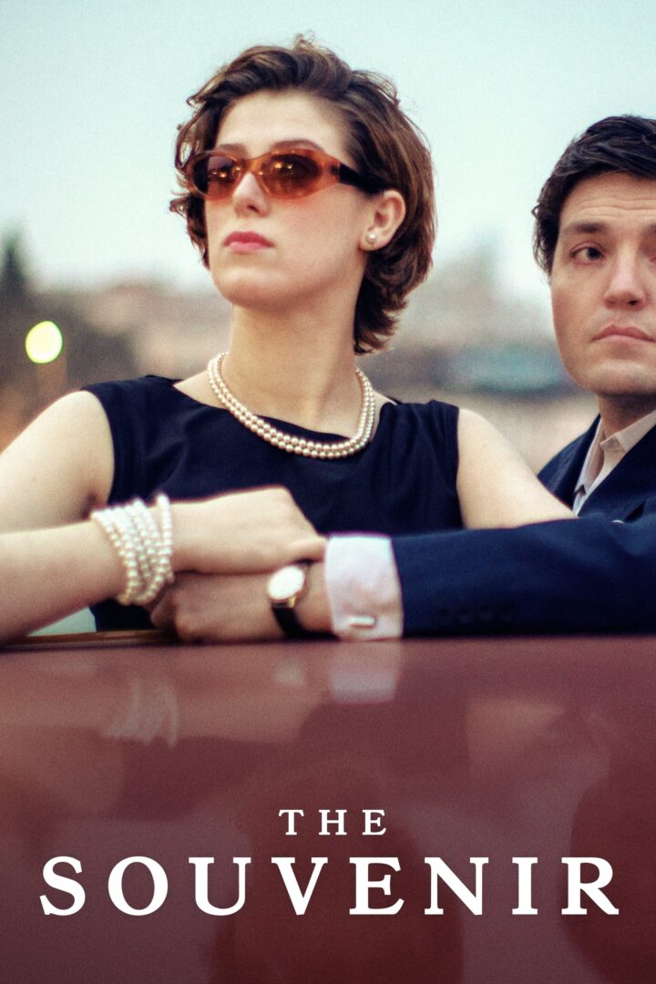دانلود فیلم The Souvenir 2019 بدون سانسور با پخش آنلاین