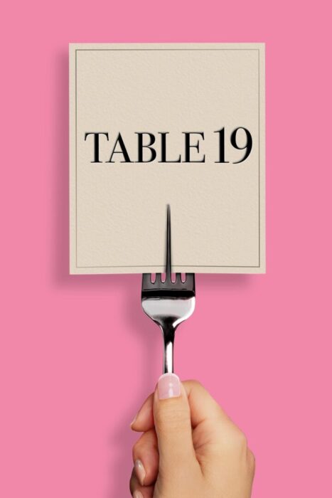 دانلود فیلم Table 19 2017 بدون سانسور با پخش آنلاین